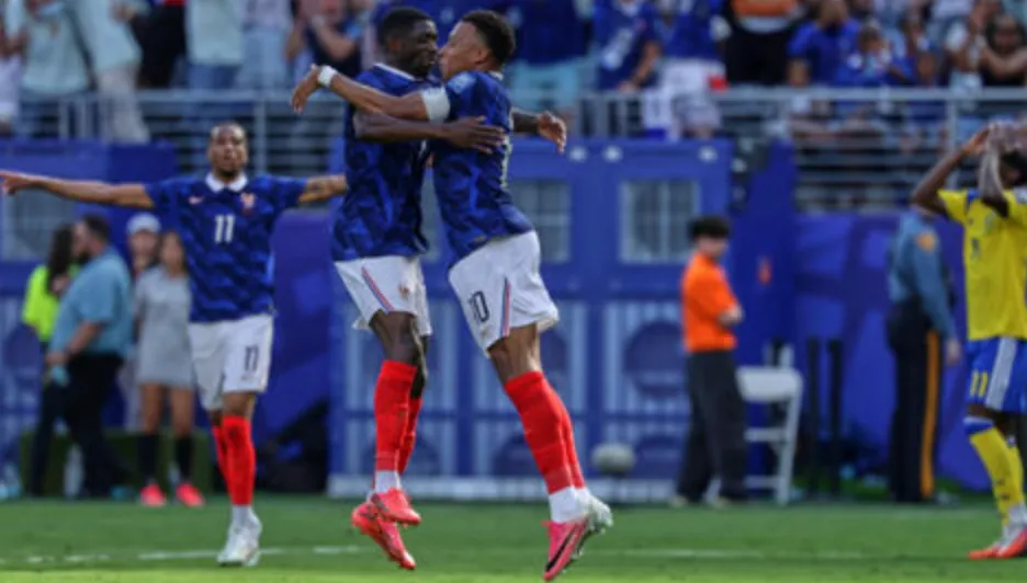 France 3-0 Suède : les Bleus en 8es, Mbappé régale encore