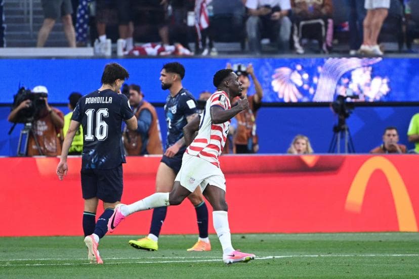 Balogun en feu : les USA écrasent le Paraguay 4-1 pour leur entrée