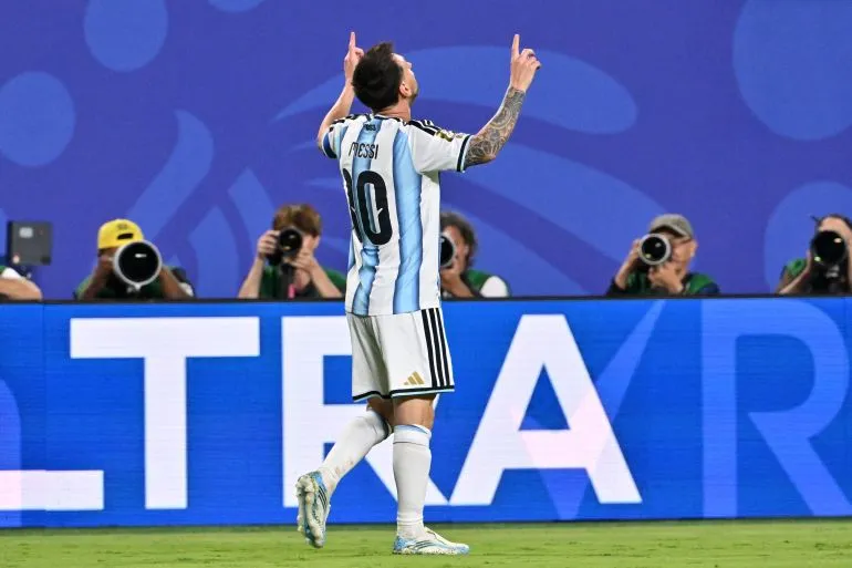 Argentine 2-0 Autriche: l'Albiceleste en 16es, Messi un peu plus dans la légende